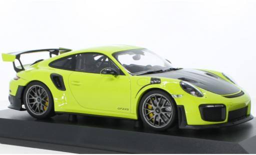 Modelauto Porsche 911 GT2 RS (991.2) groen 2018 1/18 Minichamps