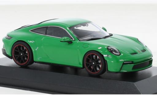 Modelauto Porsche 911 GT3 Touring groen 2022 1/43 Minichamps