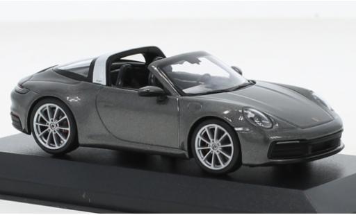 Modelauto Porsche 911 Targa 4S metallic grijs 2020 1/43 Minichamps