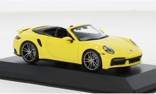 Modelauto Porsche 911 Turbo s Cabriolet geel 2020 1/43 Minichamps