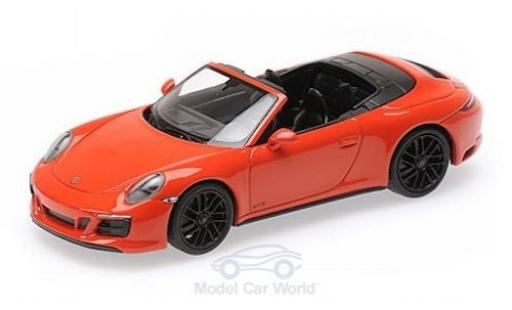 Modelauto Porsche 911 GTS (991.2) Carrera 4 Cabriolet oranje 2017 1/43 Minichamps