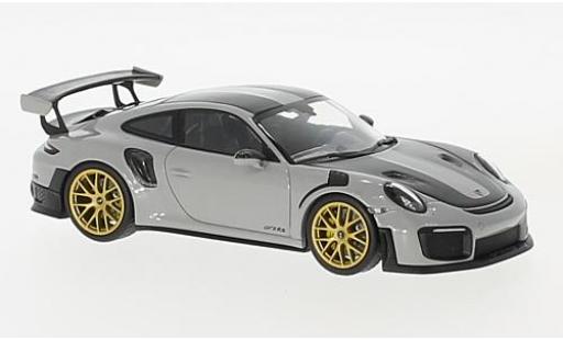 Modelauto Porsche 911 GT2 RS (991.2) GT2RS grijs/carbon 2018 Weissachpaket 1/43 Minichamps