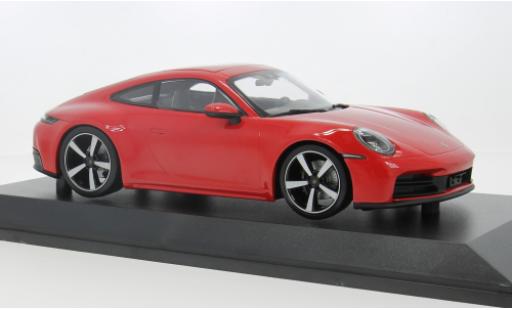 Modelauto Porsche 911 Carrera (992.2) Coupe rood 2024 1/18 Minichamps