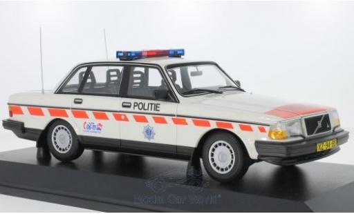 Modelauto Volvo 240 GL Politie (NL) 1986 1/18 Minichamps