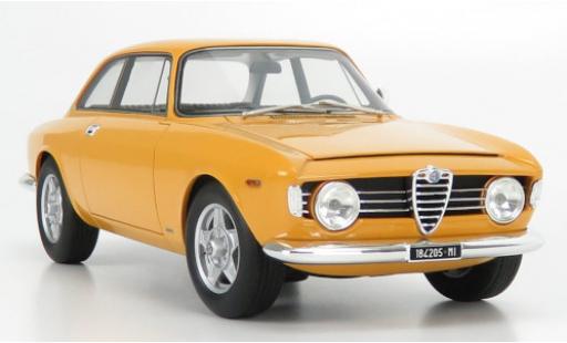 Modelauto Alfa Romeo Giulia sprint gt veloce 1600 geel 1965 1/18 Mitica