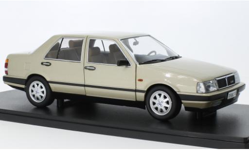 Modelauto Lancia Thema Turbo i.e. 1S metallic beige 1984 1/18 Mitica