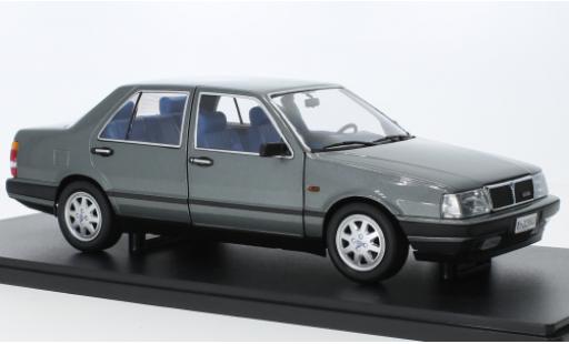 Modelauto Lancia Thema Turbo i.e. 1S metallic grijs 1984 1/18 Mitica