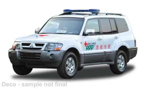 Modelauto Mitsubishi Pajero V73 Beijing rood Cross Rescue Service Center 1/18 Sun Star