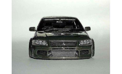 Mitsubishi Lancer Evolution VII 1/18 Autoart kit carrosserie peinture dragons modelauto