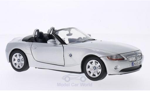 Modelauto Bmw Z4 roadster (E85) grijs 2003 1/24 Motormax