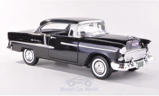 Modelauto Chevrolet Bel Air Coupe Hardtop zwart 1955 1/18 Motormax