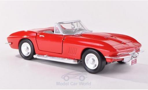 Modelauto Chevrolet Corvette Stingray Cabriolet (C2) rood 1967 1/24 Motormax