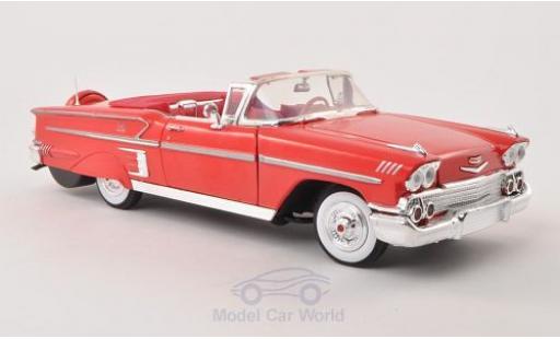 Modelauto Chevrolet Impala Convertible Cabriolet rood 1958 1/18 Motormax