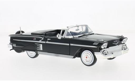 Modelauto Chevrolet Impala Convertible Cabriolet zwart 1958 1/18 Motormax