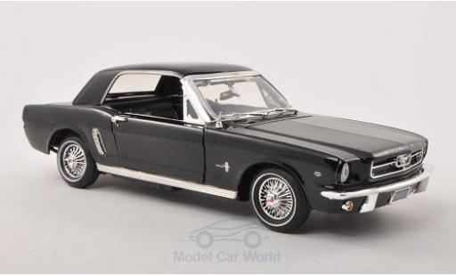 Modelauto Ford Mustang Hardtop zwart 1964 1/18 Motormax