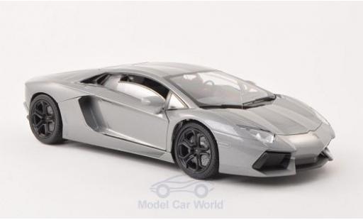 Modelauto Lamborghini Aventador LP 700-4 grijs 1/18 Motormax