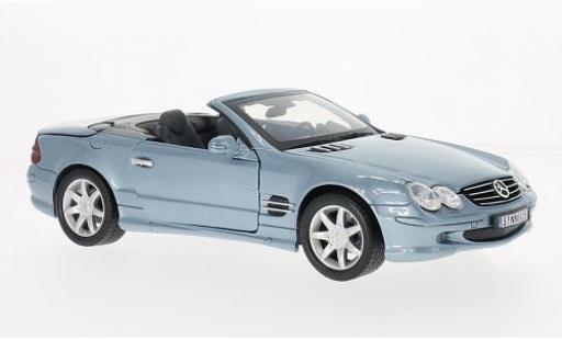 Modelauto Mercedes SL Base 500 (R230) metallic blauw 2002 1/18 Motormax