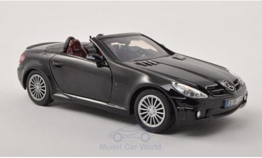 Modelauto Mercedes SLK AMG 55 (R171) zwart 1/24 Motormax