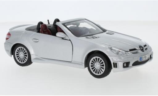 Modelauto Mercedes SLK AMG 55 (R171) grijs 1/24 Motormax