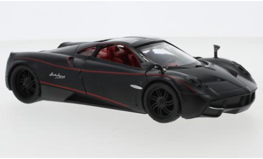 Modelauto Pagani Huayra Base mat-zwart/rood 1/24 Motormax