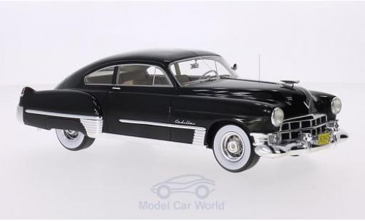 Modelauto Cadillac Series 62 Coupe Club Sedanette zwart 1949 1/24 Neo
