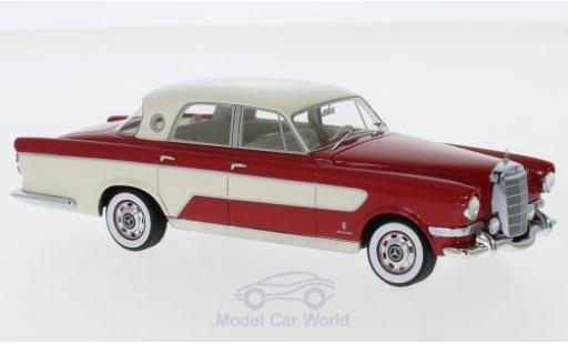 Modelauto Mercedes Ghia 300C Base Ghia 300C Berlina rood/beige 1956 1/43 Neo
