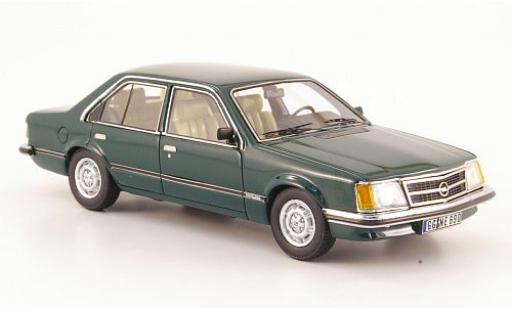 Modelauto Opel Commodore C 2.5 S groen 1978 4-portes 1/43 Neo