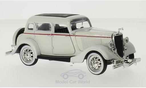 Modelauto Ford Deluxe Fordor or 1934 1/18 New Ray