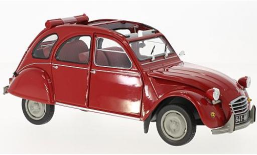 Modelauto Citroen 2CV Berline 6 rood 1972 1/18 Norev