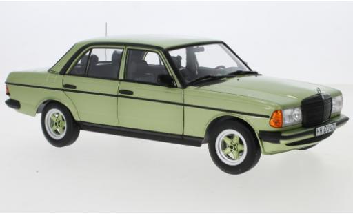 Modelauto Mercedes 200 Coupe (W123) AMG metallic groen 1984 1/18 Norev