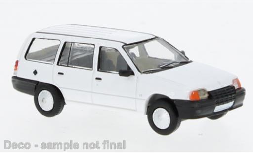 Modelauto Opel Kadett E Caravan E Carav wit 1/87 PCX87