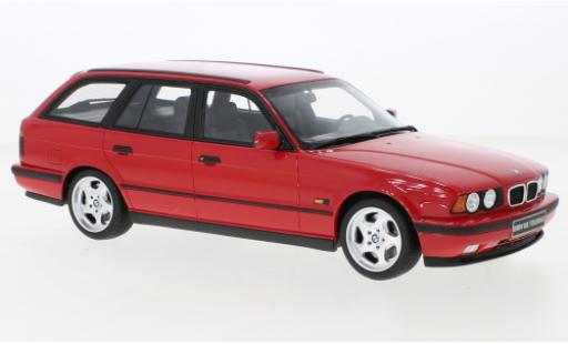 Modelauto Bmw M5 Touring (E34) rood 1994 1/18 Ottomobile