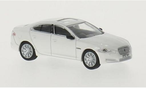 Modelauto Jaguar XF Base wit RHD 1/76 Oxford