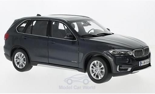 Modelauto Bmw X5 F15 () metallic grijs 1/18 Paragon