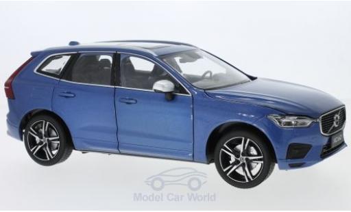 Modelauto Volvo XC60 R metallic blauw 2018 1/18 Paudi