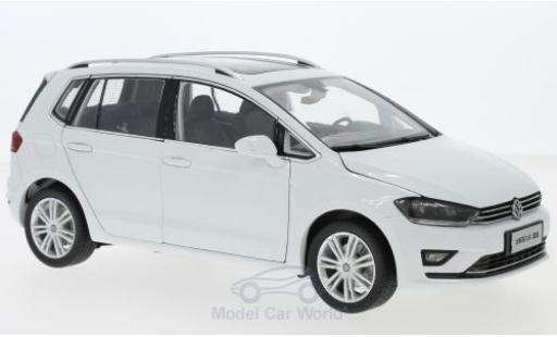 Modelauto Volkswagen Golf Sportsvan Base Sportsvan wit 2018 1/18 Paudi