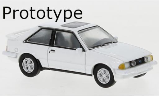 Modelauto Ford Escort XR3 MK III wit 1981 1/87 PCX87