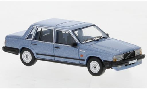 Modelauto Volvo 740 Base metallic blauw 1984 1/87 PCX87