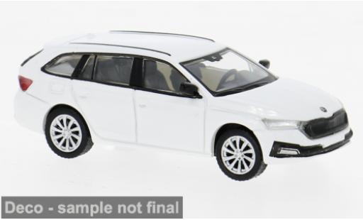 Modelauto Skoda Octavia Combi IV wit 2019 1/87 PCX87