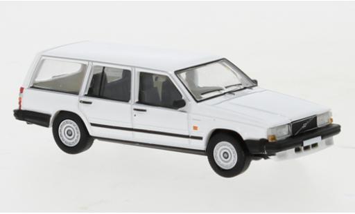 Modelauto Volvo 740 Base Stationwagen wit 1985 1/87 PCX87