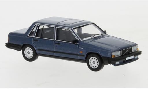 Modelauto Volvo 740 Base metallic blauw 1984 1/87 PCX87