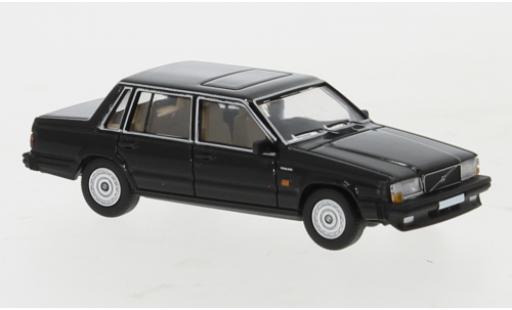 Modelauto Volvo 740 Base zwart 1984 1/87 PCX87