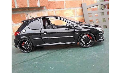 Peugeot 206 RC 1/18 Norev jantes zwarts et vitres teintees modelauto