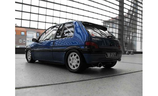 Peugeot 106 XSI 1/18 Ottomobile phase 1 blauw jantes 205 gti 1993 modelauto