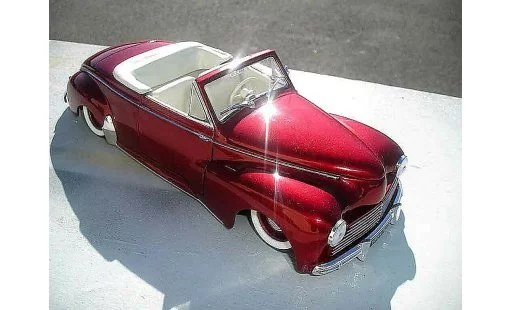 Peugeot 203 cabriolet 1/18 Solido 1954 old shcool modelauto