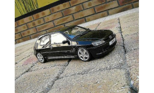 Peugeot 306 S16 1/18 Ottomobile zwart jantes 206 rc modelauto