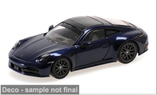 Modelauto Porsche 911 Carrera (992.2) blauw 2025 1/64 Minichamps