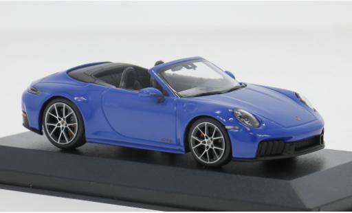 Modelauto Porsche 911 GTS Carrera Cabriolet blauw 2024 1/43 Minichamps