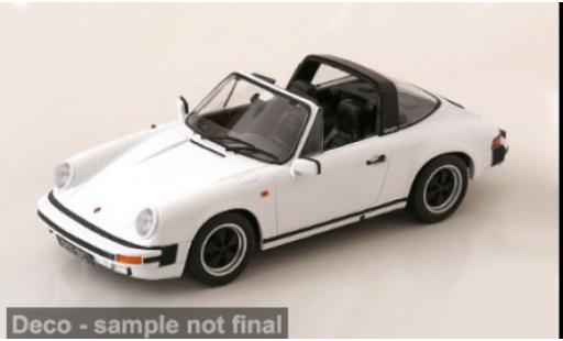Modelauto Porsche 911 SC wit 1983 1/18 KK Scale
