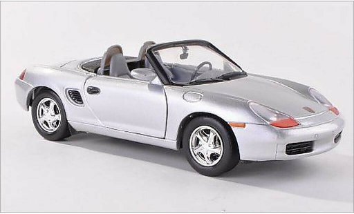 Porsche Boxster Base 1/24 Motormax (986) grijs modelauto